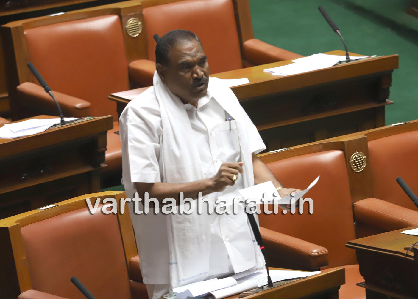 ರಾಜಕೀಯ ಗಿಮಿಕ್‌ಗಾಗಿ ನಾನು ಮಾತನಾಡುವುದಿಲ್ಲ: ಶಿವಲಿಂಗೇಗೌಡ